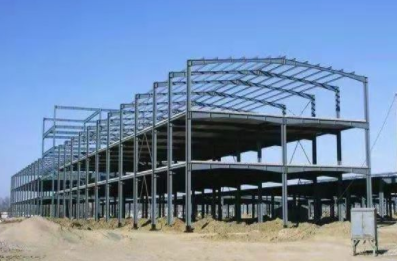 钢结构安装彩钢板时的注意事项